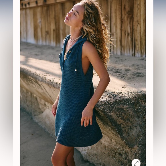 FREE PEOPLE Ainsley Sweater Mini NWT - Picture 11 of 13